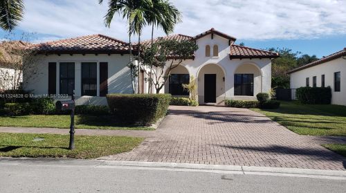 8280 28th St, Hollywood FL  33024-3185 exterior