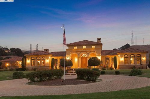 5115 Sheridan Rd, Sunol, CA 94586-9402