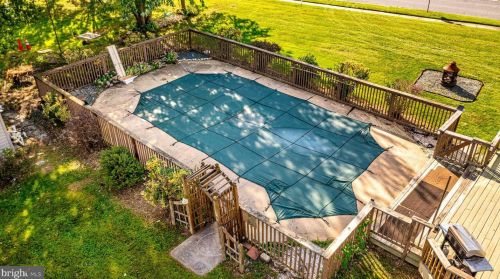 101 Stoneridge Pl, Bear DE  19701-1952 exterior