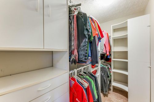 384 Kyber Run Cir, Johnstown OH  43031-9619 exterior