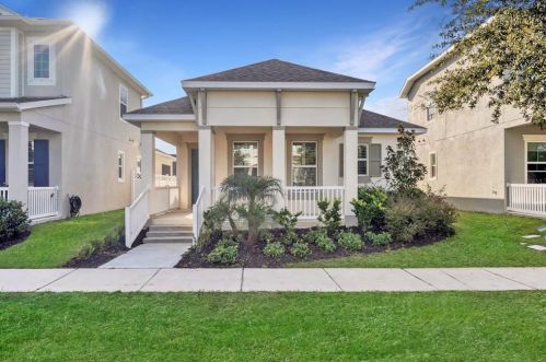 724 Winterside Dr, Ruskin, FL 33572-3407