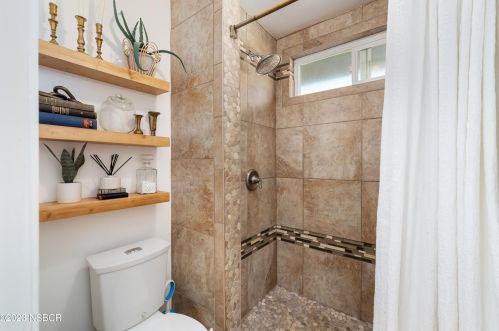 359 Wilson Dr, Santa Maria CA  93455-4764 exterior