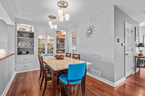 2 Graham Pl, Pittsburgh PA  15232-1611 exterior