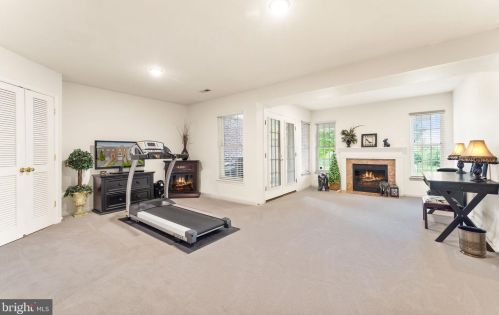 6352 Cullen Pl, Haymarket VA  20169-5400 exterior