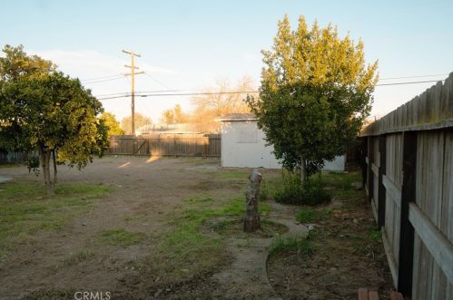 1521 7th St, Livingston CA  95334-1604 exterior