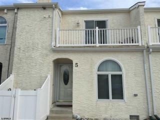 5 Delmar Ct, Brigantine City, NJ 08203-1270