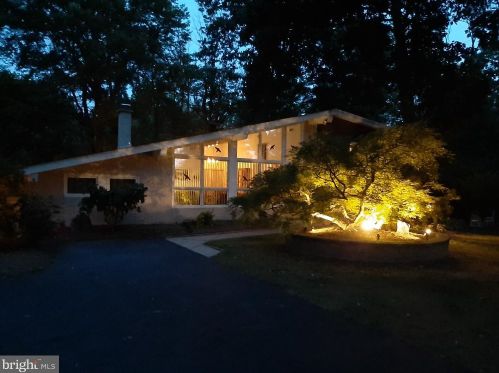 2202 Schultz Rd, Lansdale, PA 19446-5907