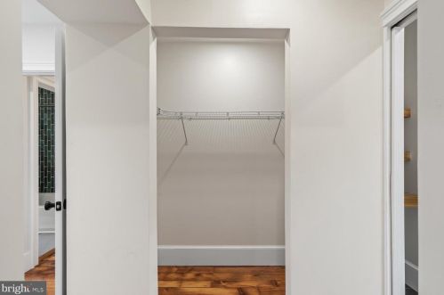 504 Lemon St, Lancaster PA  17603-3323 exterior