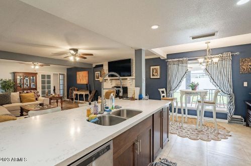 13229 8th Ave, Phoenix AZ  85029-1808 exterior