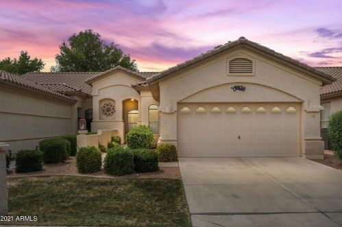 23744 Vacation Way, Chandler, AZ 85248-6013