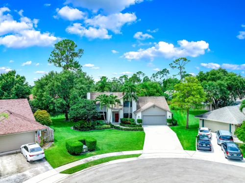 1140 Northumberland Ct, West Palm Beach, FL 33414-8927