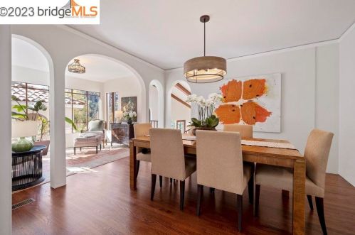 2621 La Cuesta Ave, Oakland, CA 94611-3011
