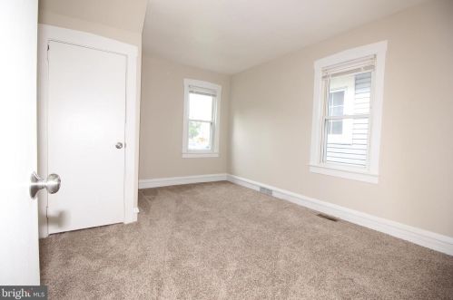 816 Bergen St, Gloucester NJ  08030-1541 exterior