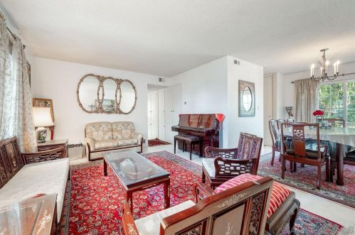 7043 Bobhird Dr, San Diego CA 92119-1403 exterior