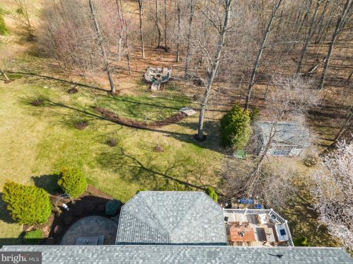 15 Lackawanna Ln, Falling Waters WV  25419-9402 exterior