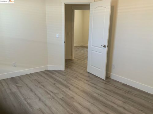 96 Reef Dr, West Pittsburg, CA 94565-5414