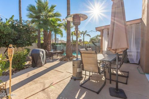 5829 Acoma Dr, Scottsdale AZ  85254-2413 exterior