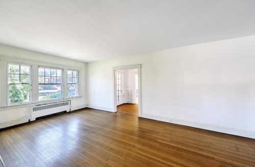 310 Elmgrove Ave, Providence RI  02906-4252 exterior