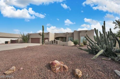 13022 Mclellan Ct, Glendale, AZ 85307-4507