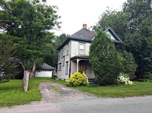 9 Monadnock St, Columbia, NH 03576-3078