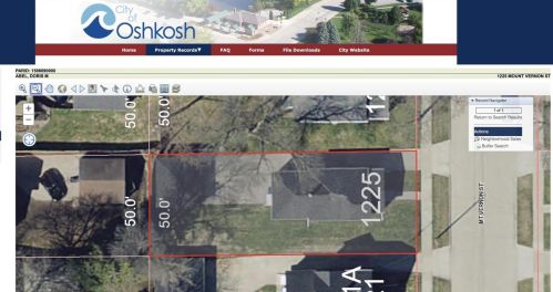 1225 Mount Vernon St, Oshkosh, WI 54901-3859
