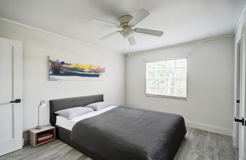 208 43 Ter, Cape Coral FL  33904-8425 exterior