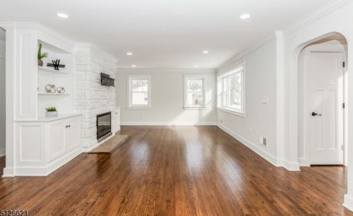 38 La Secla Pl, Berkeley Heights NJ  07922-1234 exterior