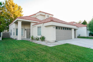 1915 Kransten Dr, Henderson, NV 89074-4235