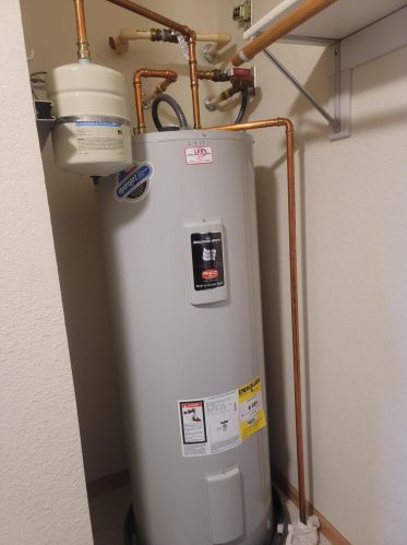 2828 55th Ave, Kenosha WI 53144-4802 exterior