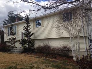 46 Brookside Ln, Groton, CT 06340-4338