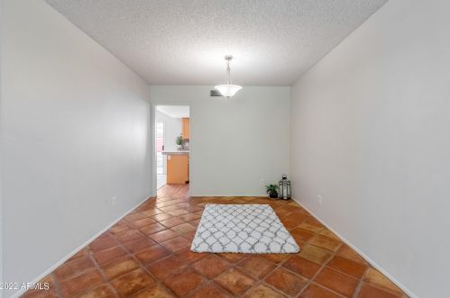 5245 Carol Ave, Glendale, AZ 85302-3418