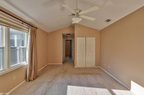 5743 Whitemarsh Dr, Macungie PA  18062-8955 exterior