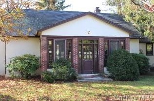 144 Edgewood Ave, Thornwood, NY 10594-1109