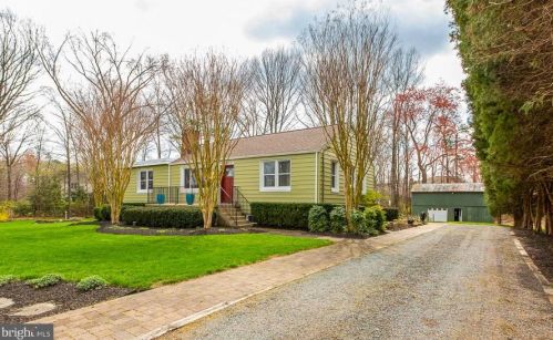 12817 Dwight St, Herndon, VA 20171-2904