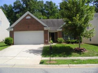 2551 Buckleigh Dr, Charlotte, NC 28215-7545