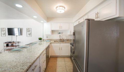 6040 15th St, Phoenix AZ  85014-2430 exterior