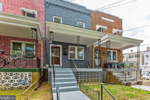 734 Hamilton St, Washington, DC 20011-2675