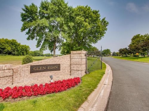 9151 Glen Edin Ln, Minneapolis, MN 55443-1719