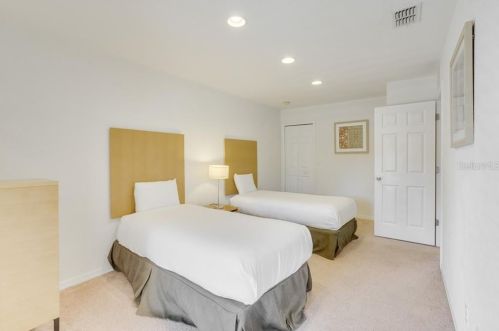 2736 Coupe St, Kissimmee FL  34746-7120 exterior