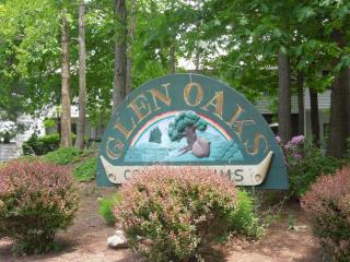 364 Cypress Rd, Hartford CT  06111-5617 exterior