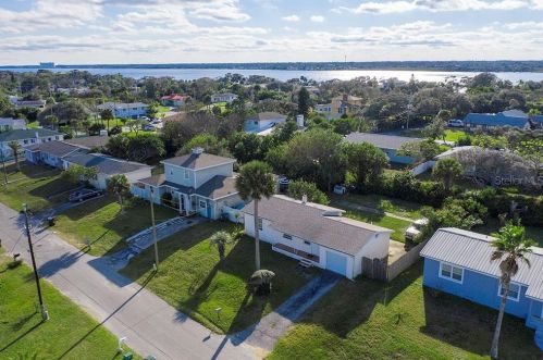 104 Claire Ter, Daytona Beach FL 32118-5114 exterior