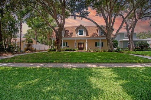 7937 Bogie Ave, Saint Petersburg, FL 33710-4319