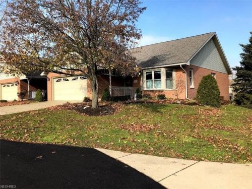 123 Oakmont Dr, Parral, OH 44622-3200