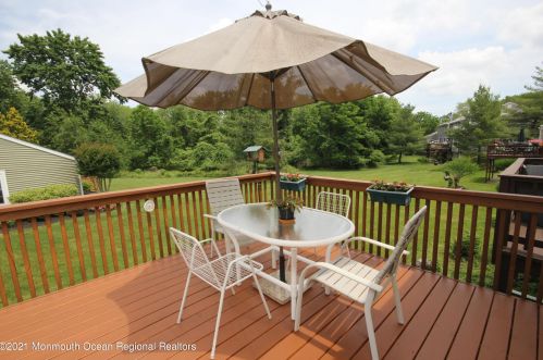 1 Redwood Dr, Tinton Falls NJ  07712-8711 exterior