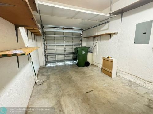 1365 154th Ln, Hollywood FL 33028-1662 exterior