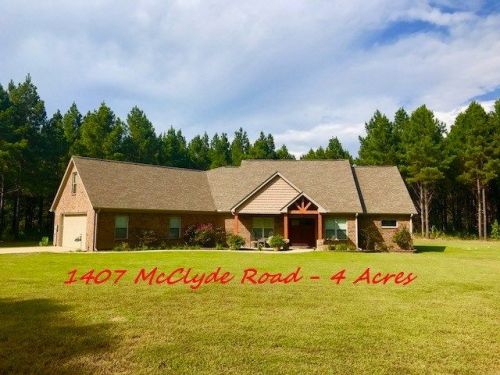 1407 Mcclyde Rd, Como, MS 38619-4208
