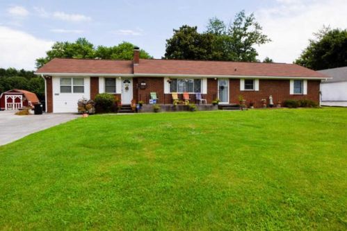 3908 Morganton Rd, Maryville, TN 37801-7660