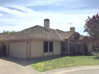3329 Parkside Dr, Rocklin, CA 95677-2512