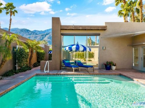 663 Dunes Ct, Palm Springs, CA 92264-0646