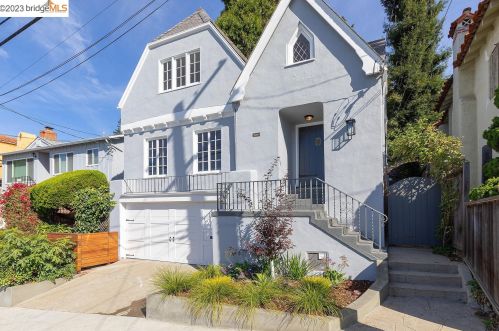1906 Hoover Ave, Oakland CA  94602-1922 exterior